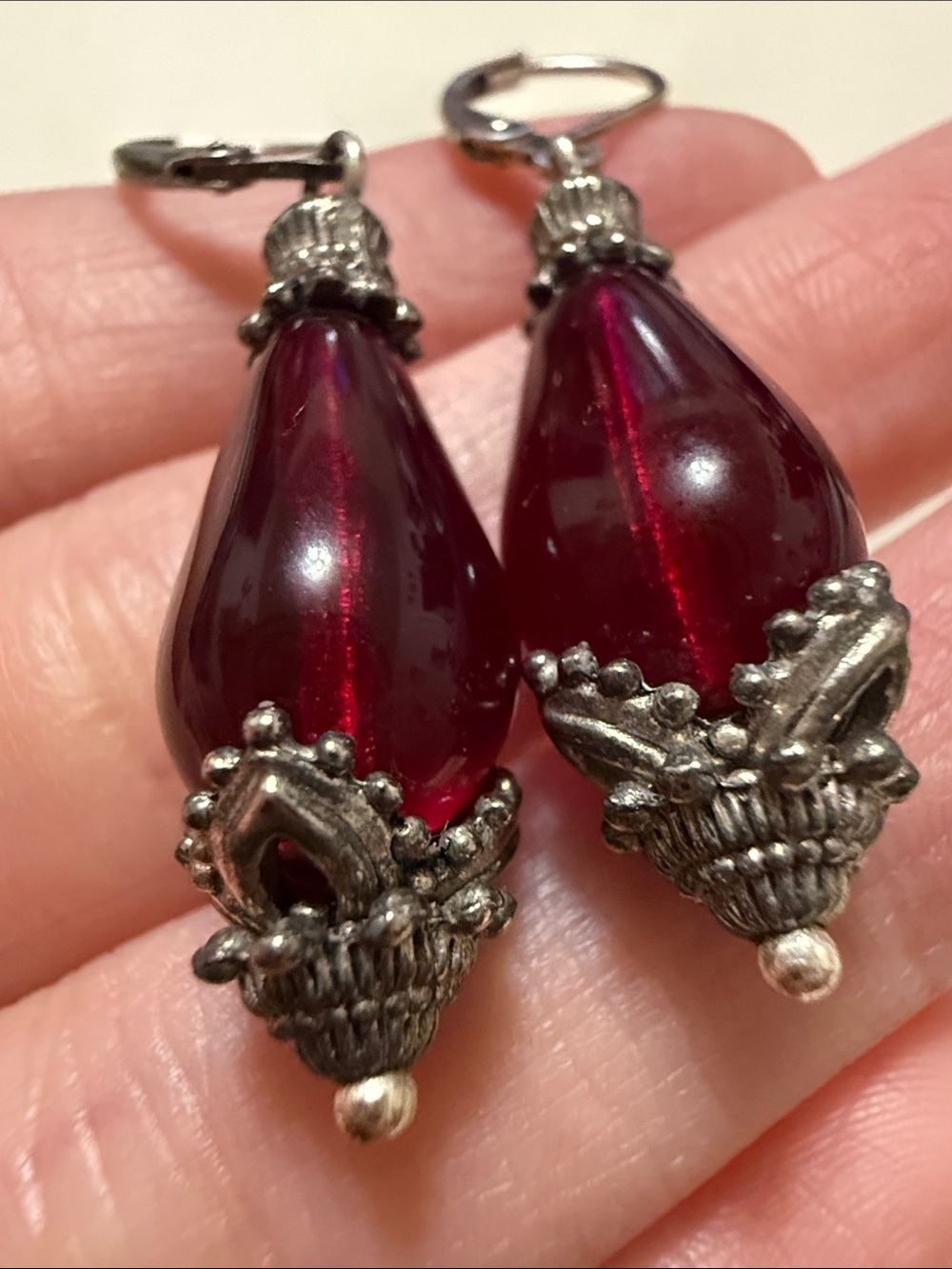 Elegant Sterling Burgundy Teardrop Dangle Earrings - Picture 4 of 10